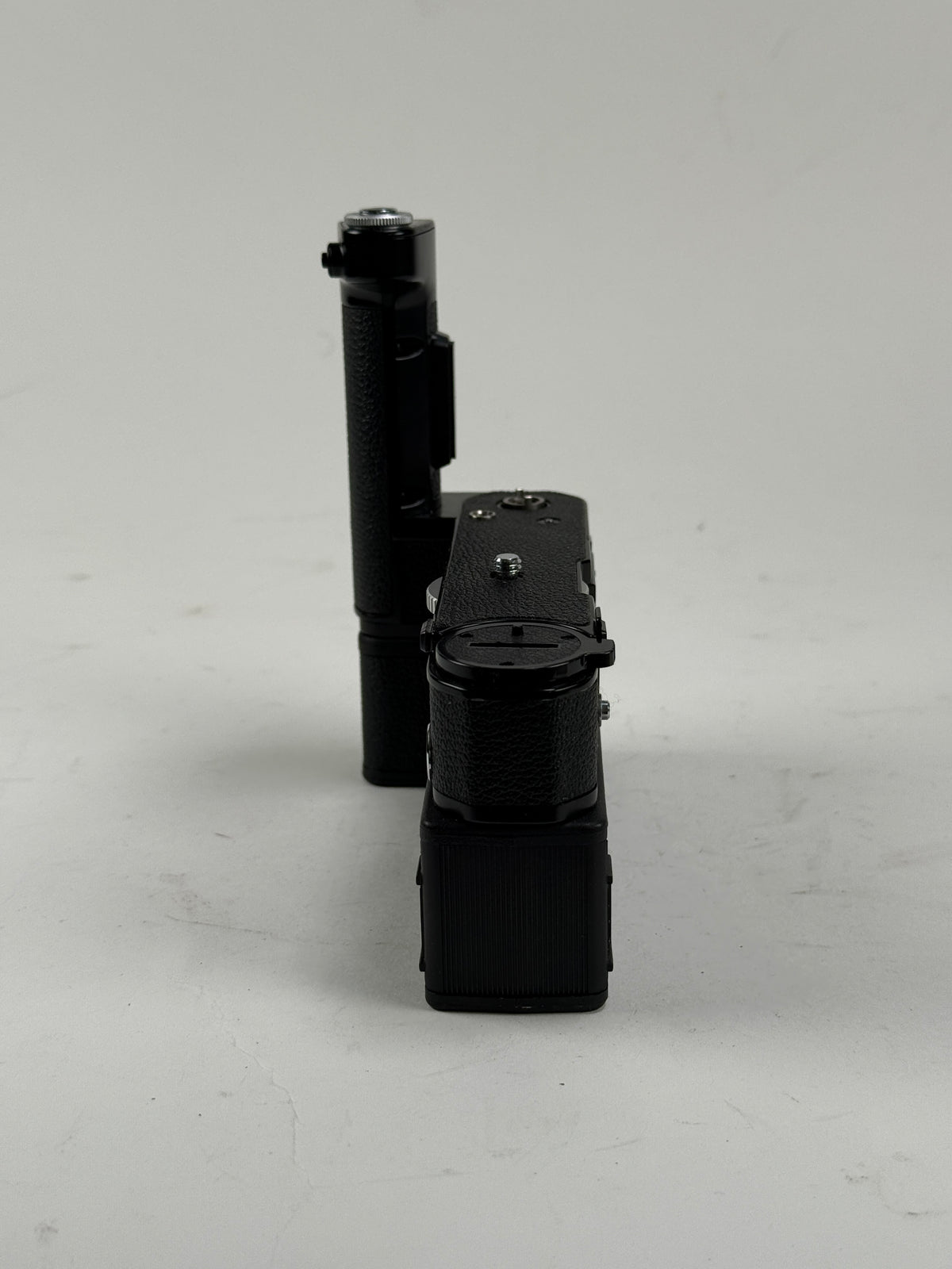 Nikon MD-3 Motor Drive + MB-2 Battery Pack for F2