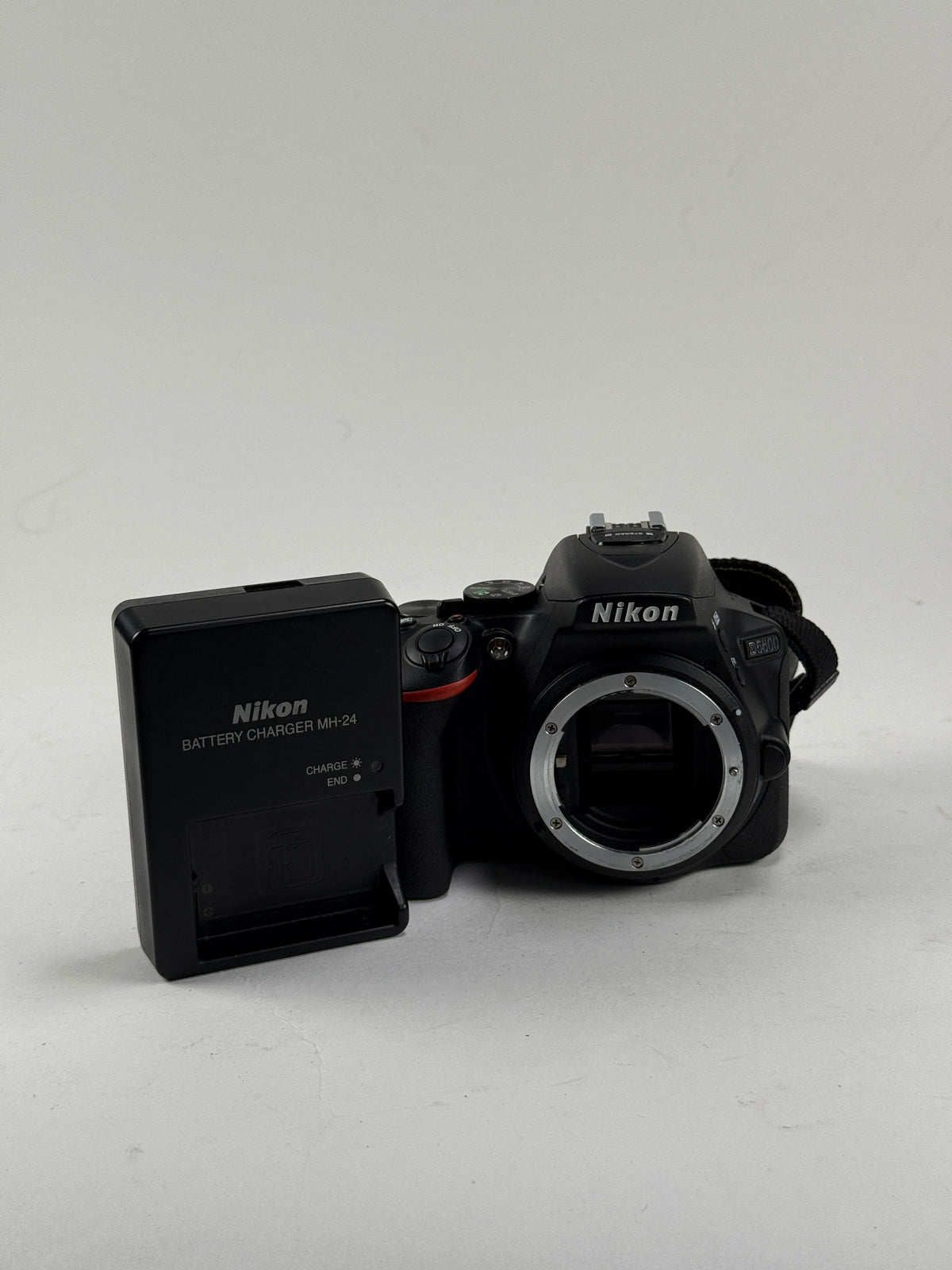 Nikon D5600 DSLR 24.2MP Digital Camera Body