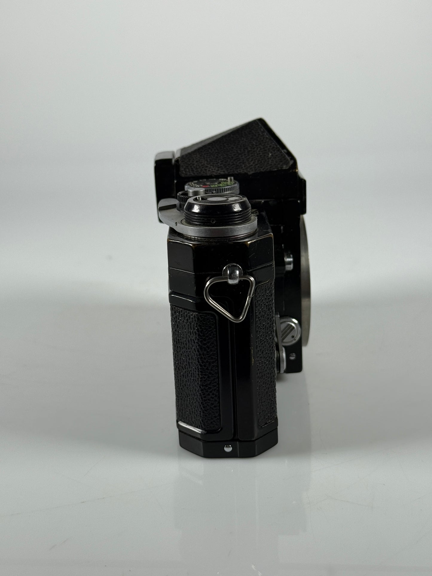 Nikon F Black body prism eye level finder 35mm film camera