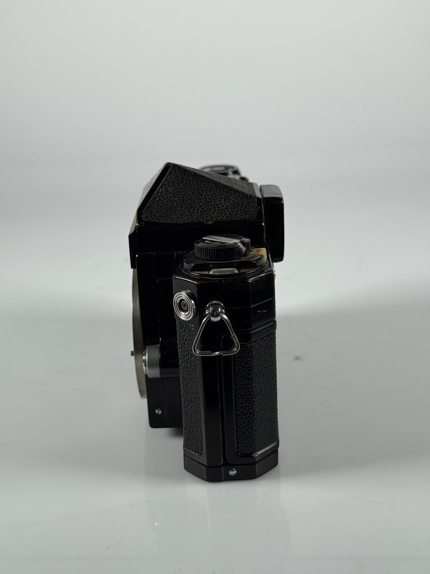 Nikon F Black body prism eye level finder 35mm film camera