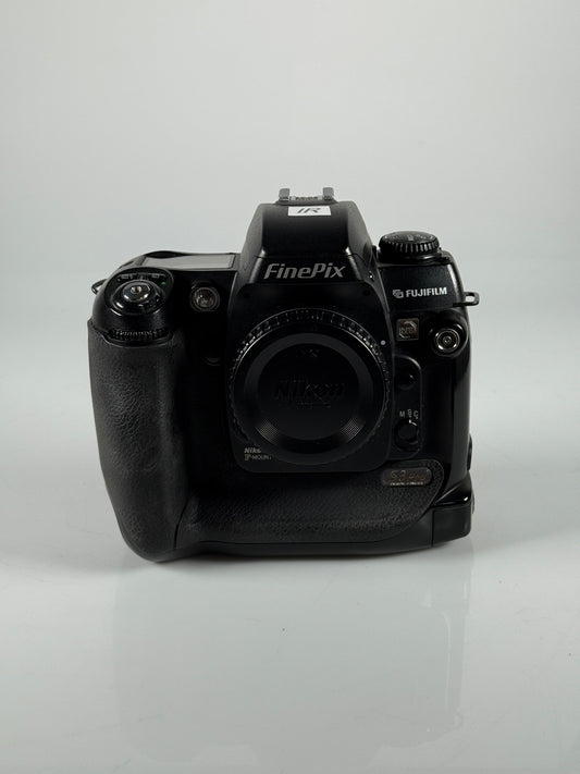Fuji S3 Pro Nikon F mount Digital SLR Camera infrared converted IR