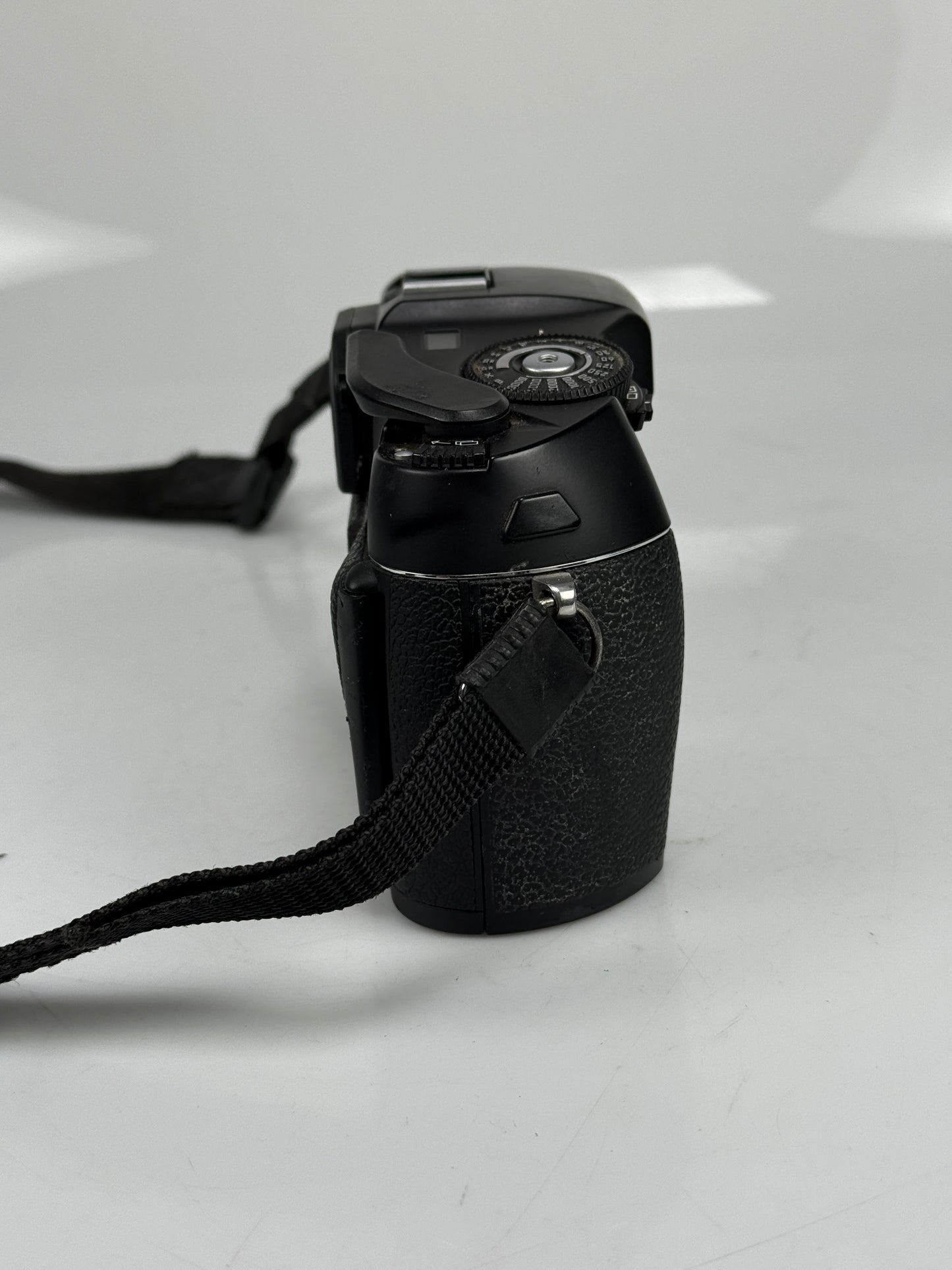 Leica R9 Black Chrome 35mm SLR Body Film Camera body