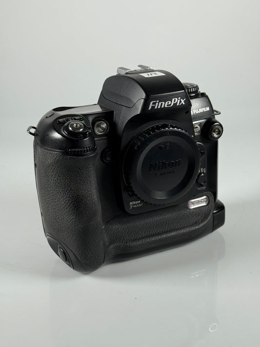 Fuji S3 Pro Nikon F mount Digital SLR Camera infrared converted IR