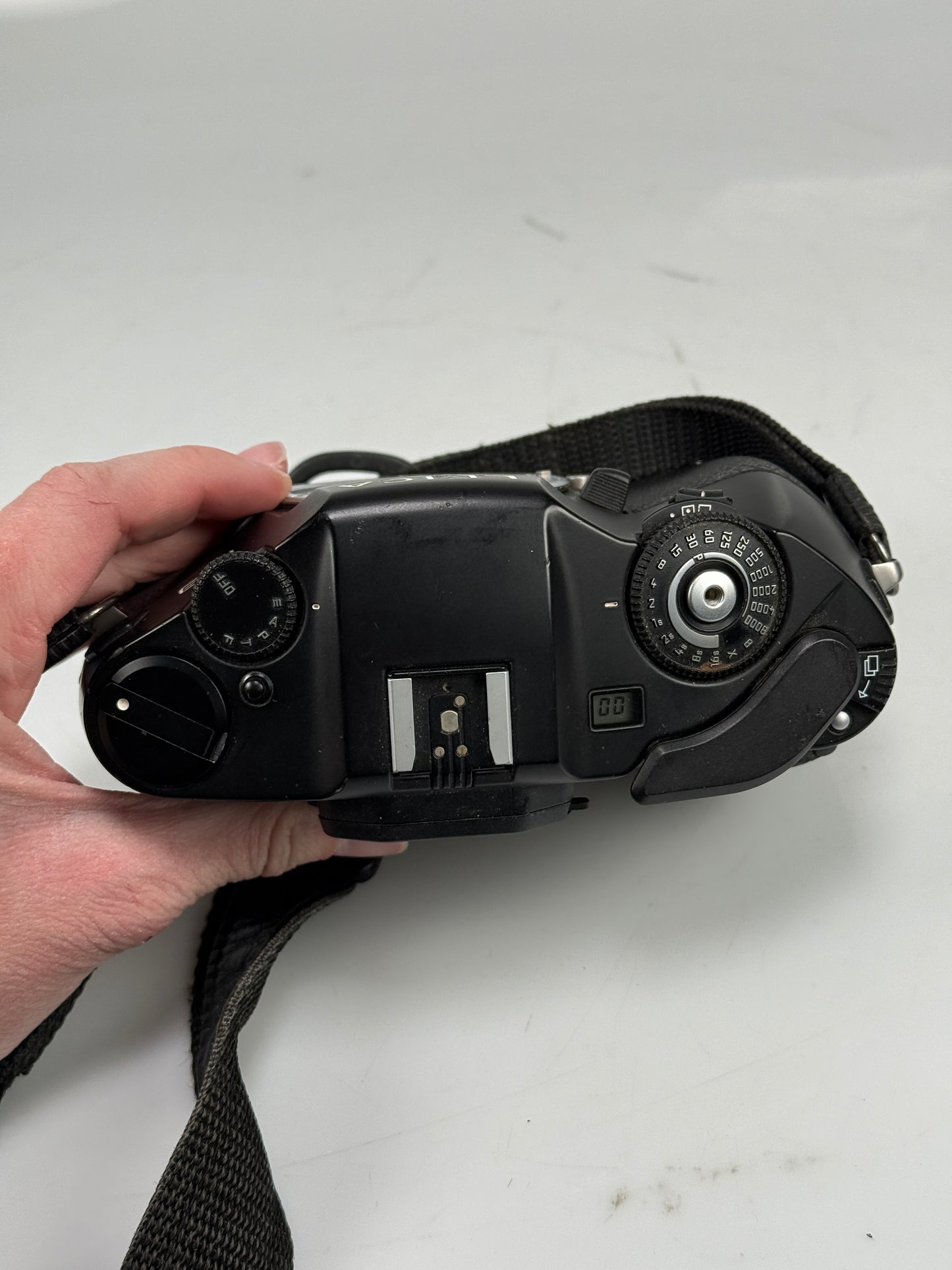 Leica R9 Black Chrome 35mm SLR Body Film Camera body