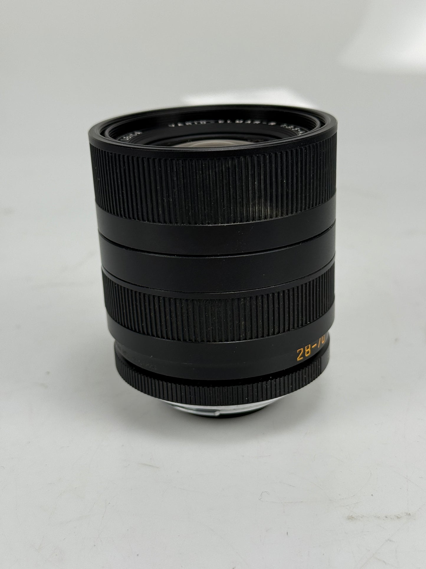 Leica R 28-70mm f3.5-4.5 Vario-Elmar ROM Lens