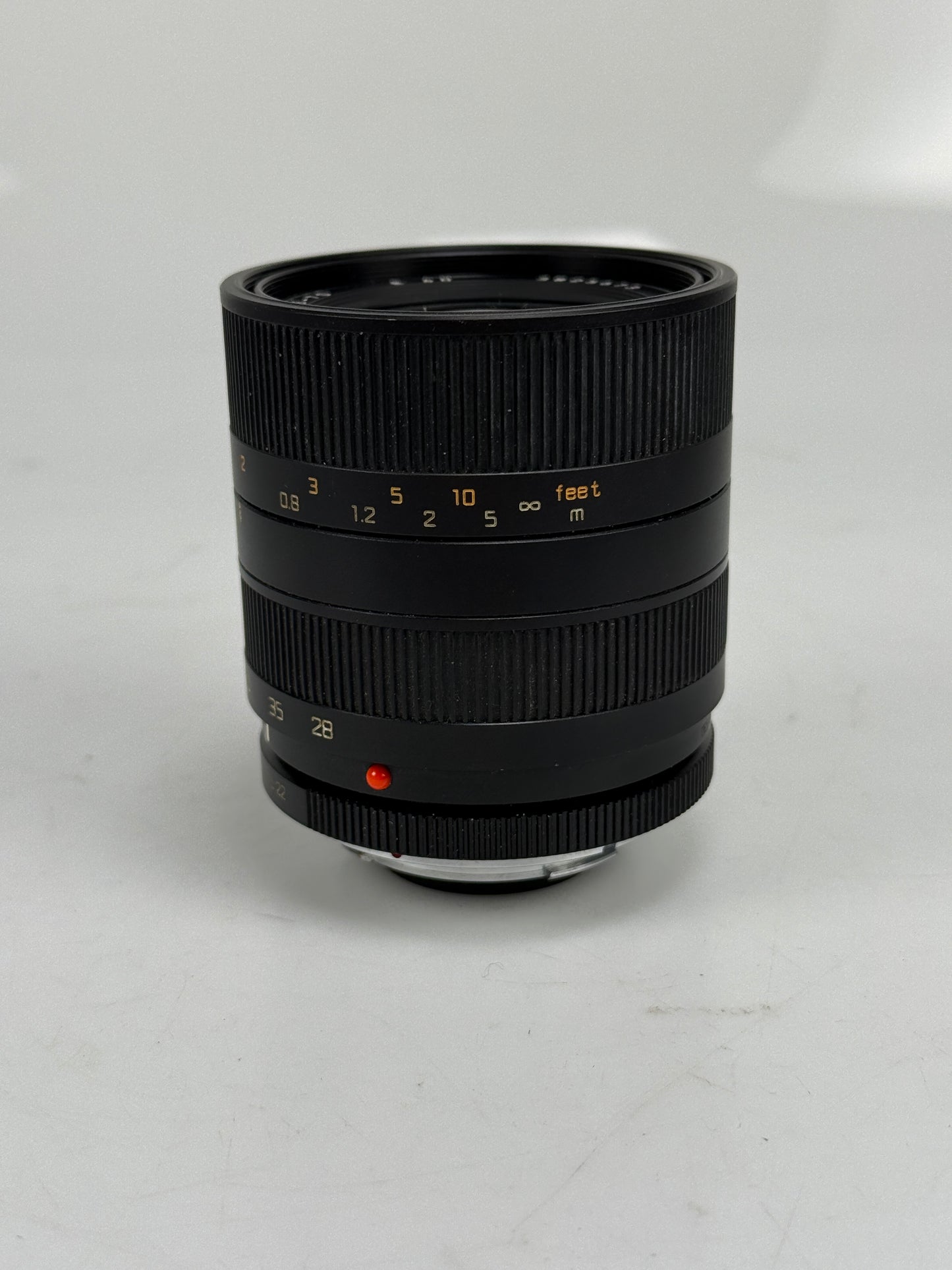 Leica R 28-70mm f3.5-4.5 Vario-Elmar ROM Lens