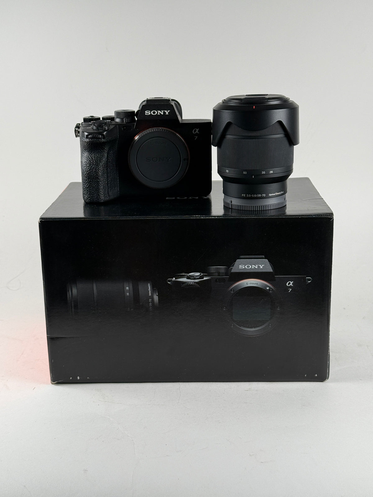Sony Alpha A7 IV Mirrorless Digital Camera kit w/ 28-70mm lens