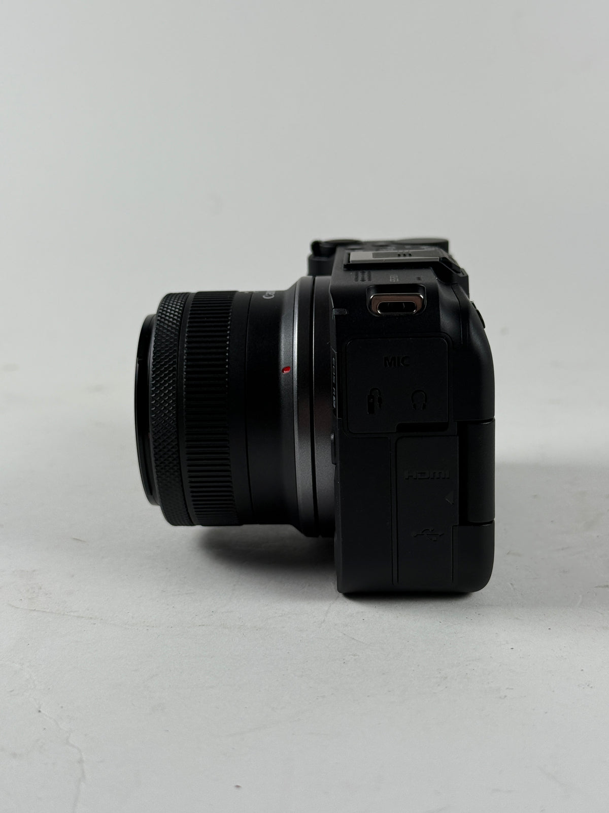 Canon EOS R50 V R50V mirrorless Camera w/ 18-45mm lens