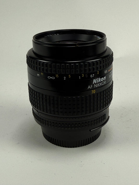 Nikon Nikkor AF 35-70mm f3.3-4.5 lens