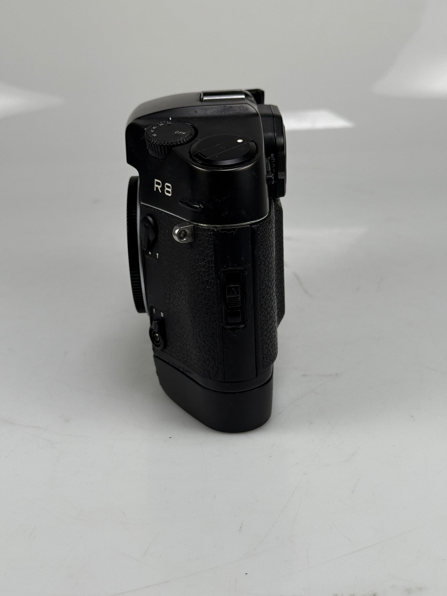 Leica R8 R 8 Black SLR 35mm Film Camera Body