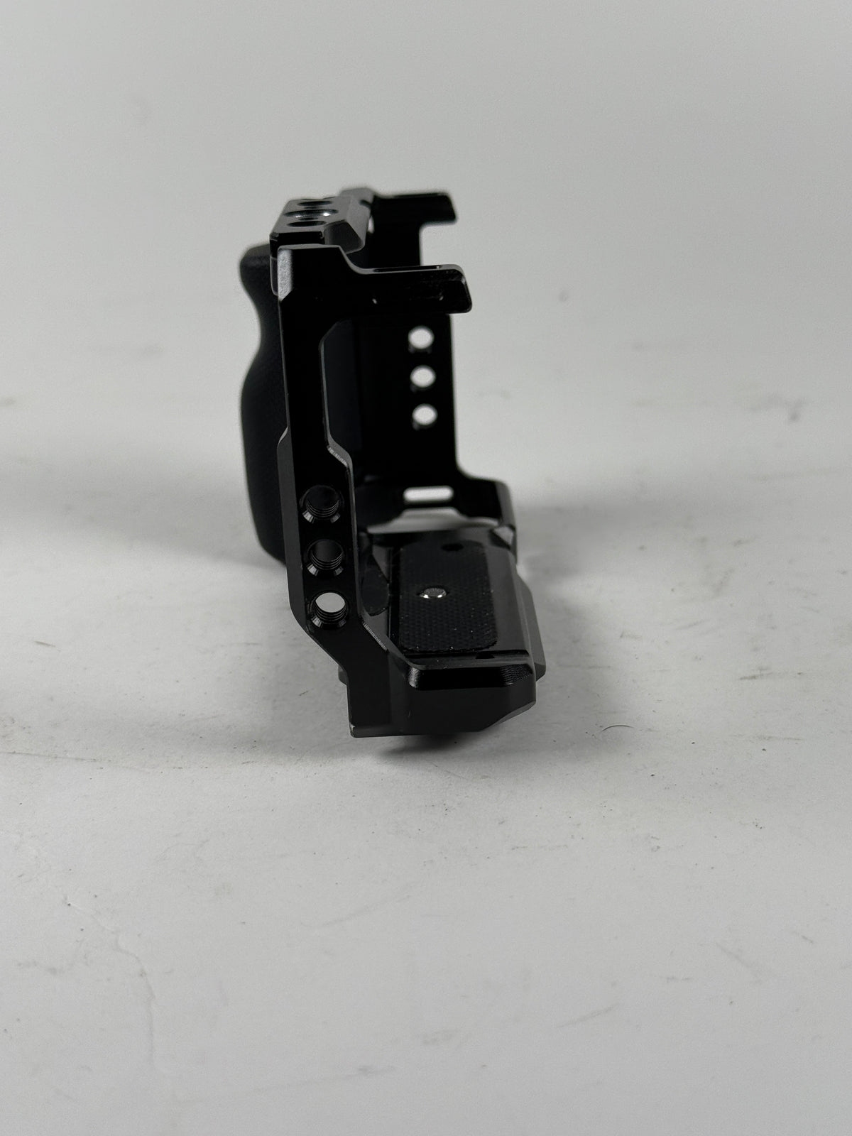 SmallRig Arca-type Camera Cage w/ Grip & Anti-twist Lock for Sony ZV-E10 ZVE10