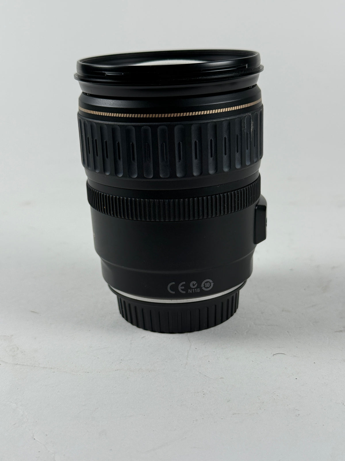 Canon EF 28-135mm f3.5-5.6 IS USM lens