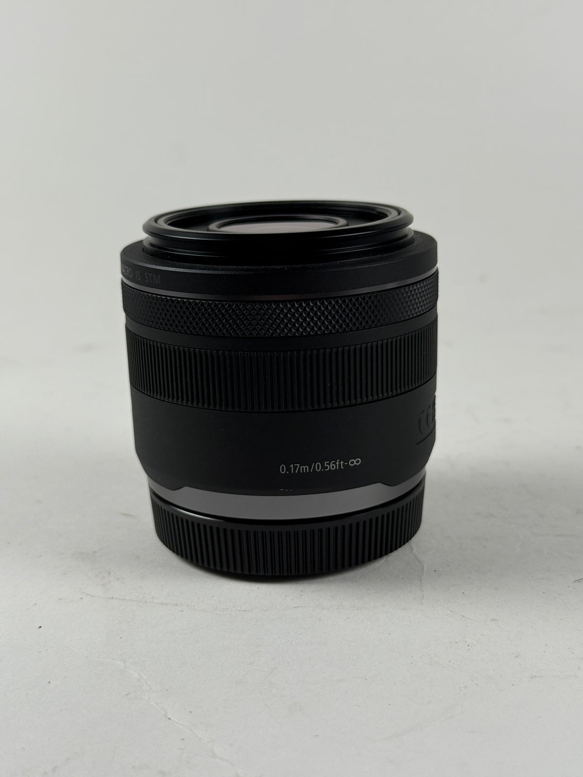 Canon RF 35mm f1.8 Macro IS STM Lens