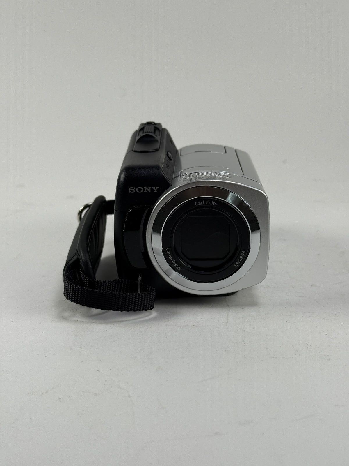 Sony Handycam DCR-SR45 Handheld Camcorder 30GB