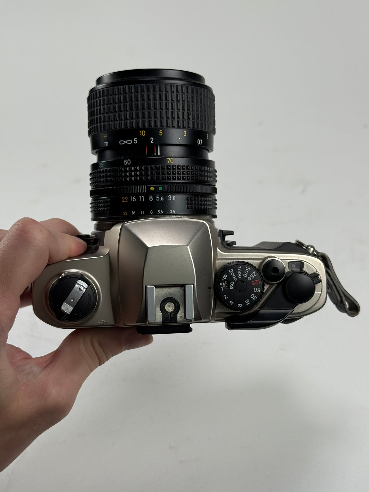 Nikon FM10 35mm SLR Film Camera Ai-s 35-70mm F3.5-4.8 Lens