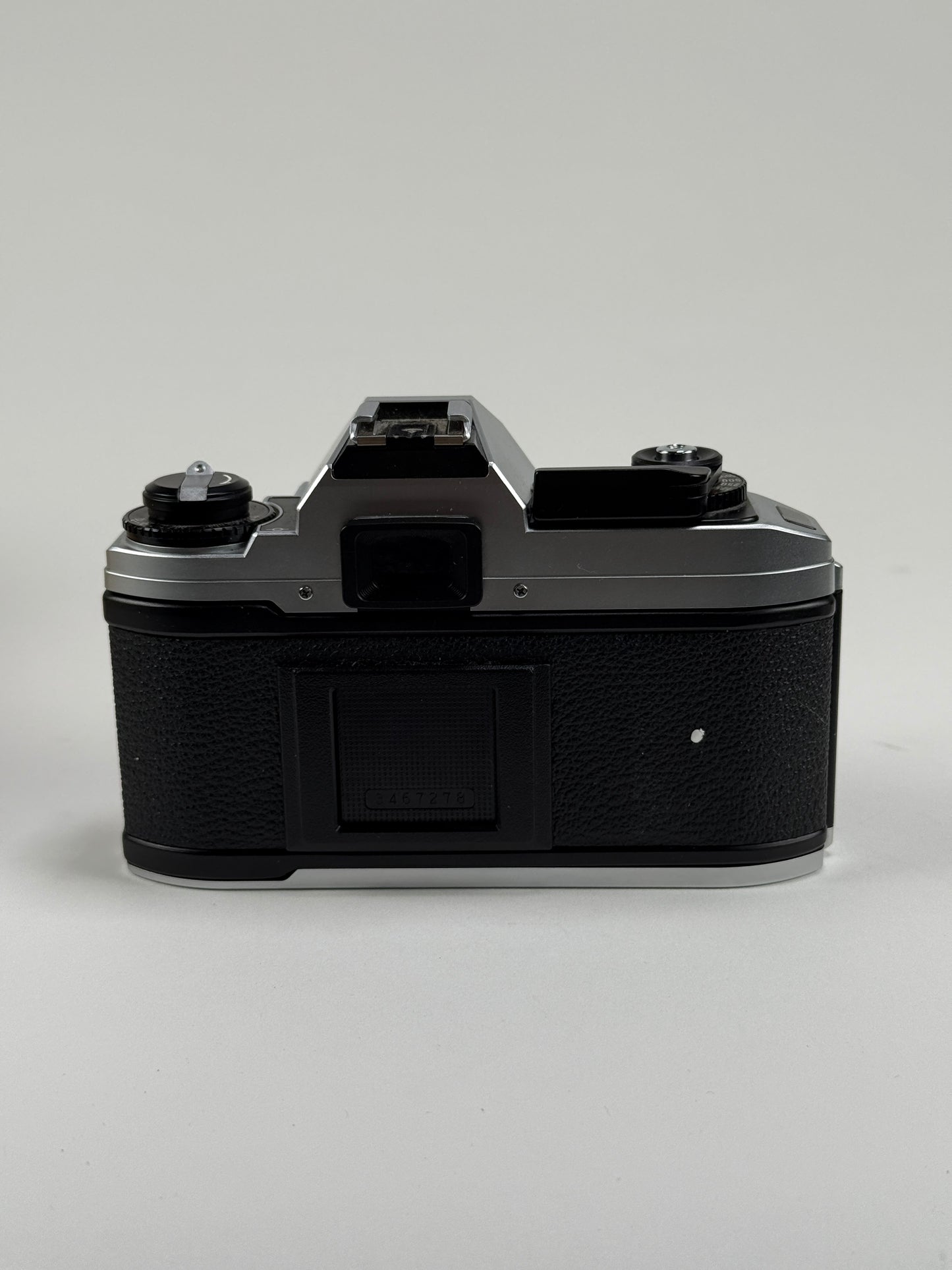 Mint in Box Nikon FG-20 Silver Chrome SLR 35mm Film Camera Body