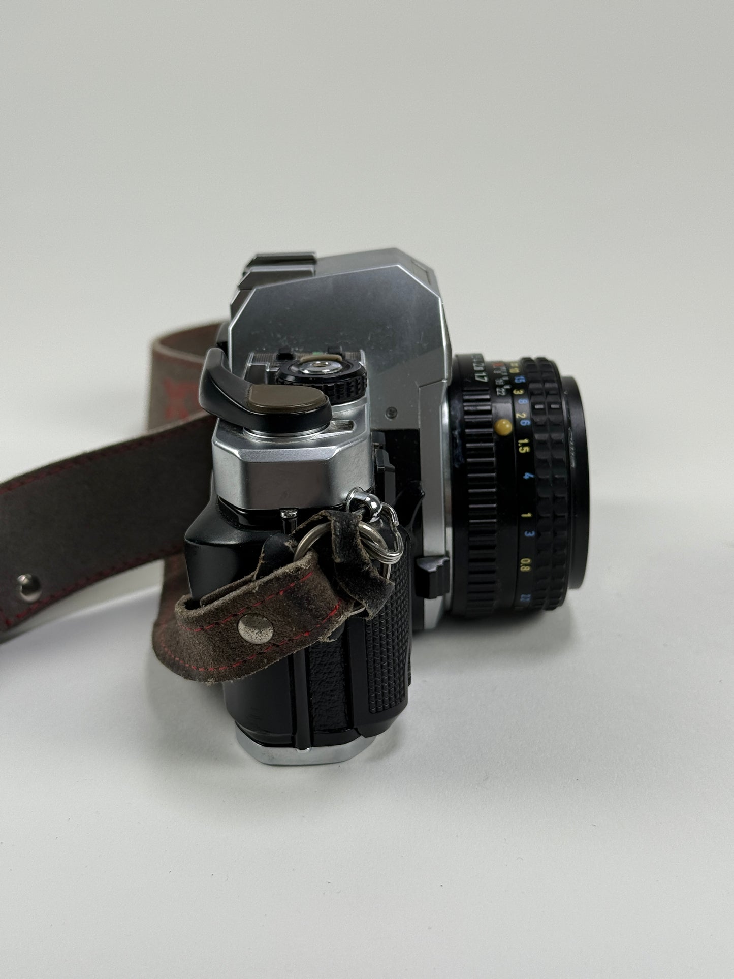 Pentax Super Program 35mm Film SLR Camera w/ SMC 50mm f1.7 Lens Kit