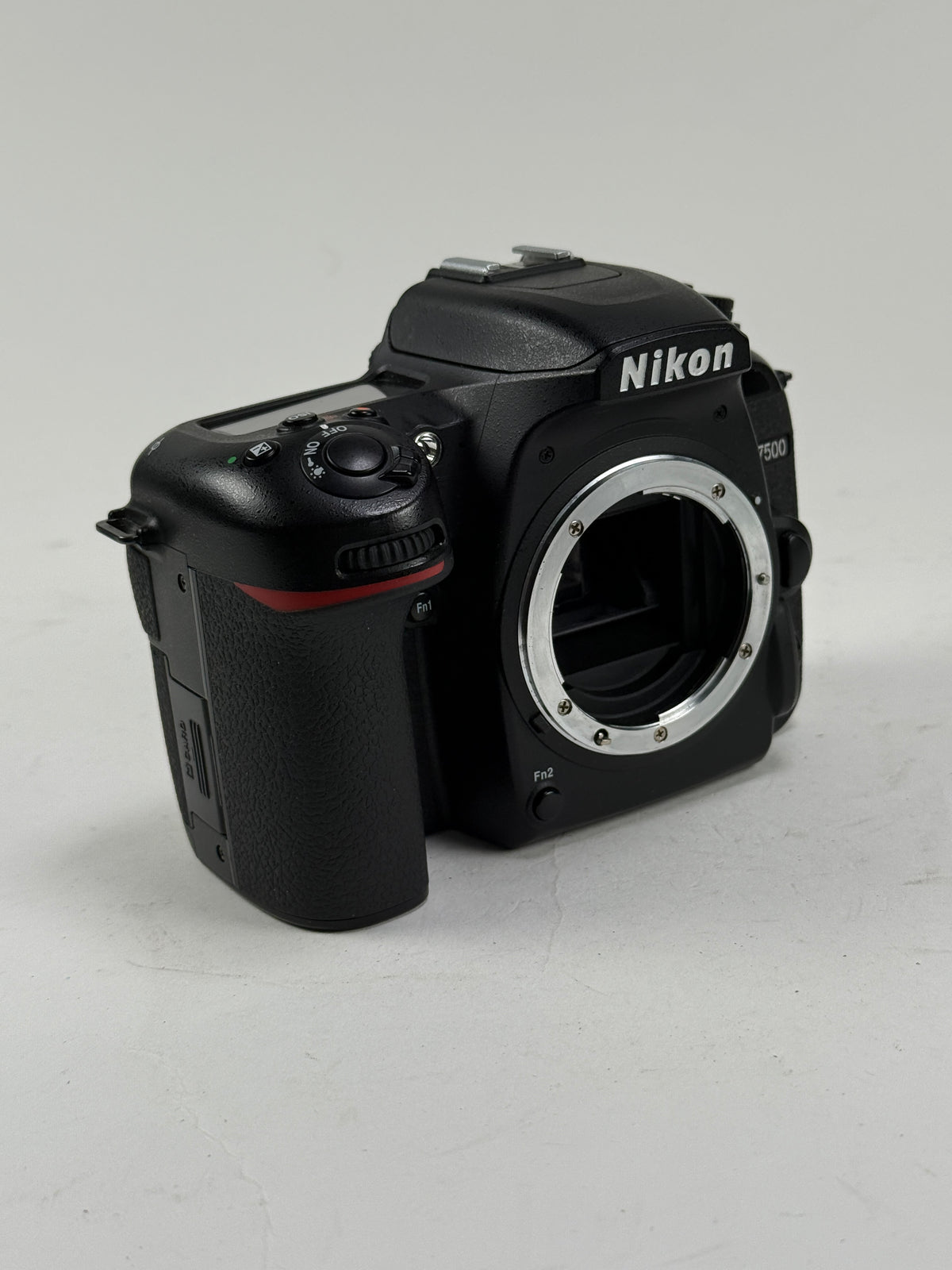Nikon D7500 20.9MP Digital SLR Camera Body