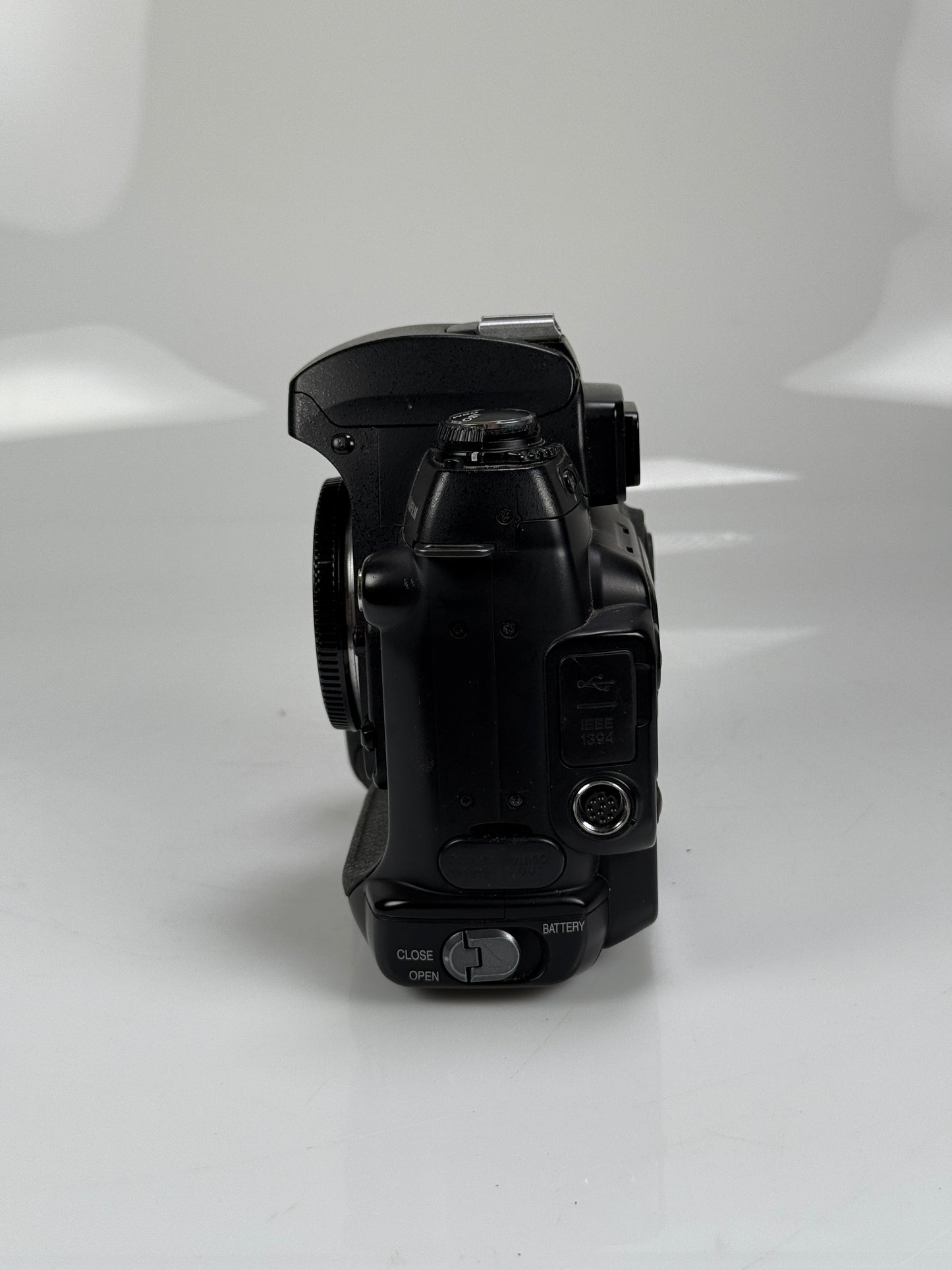 Fuji S3 Pro Nikon F mount Digital SLR Camera
