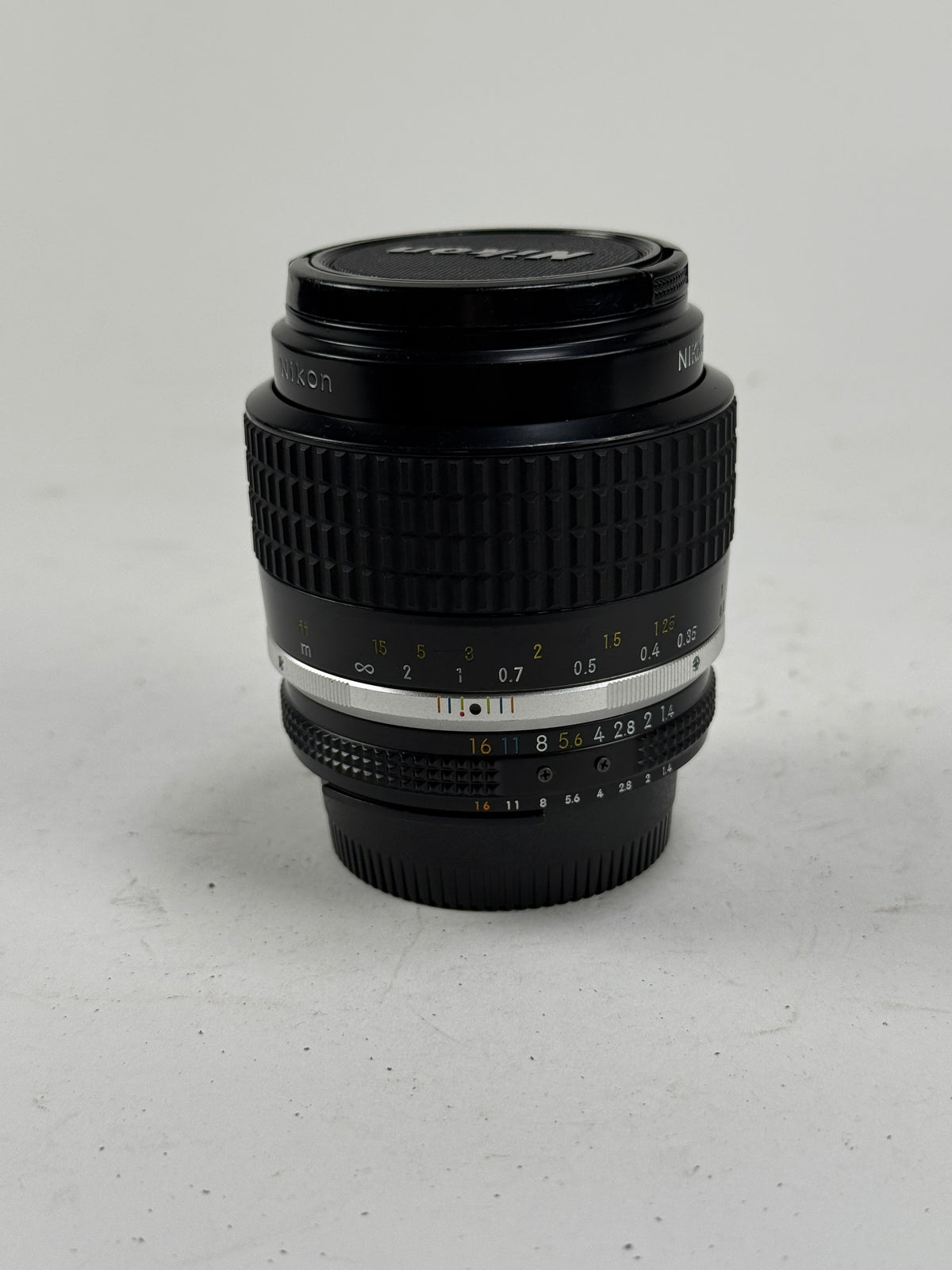 Nikon Nikkor Ais 35mm f1.4 Lens Prime SLR