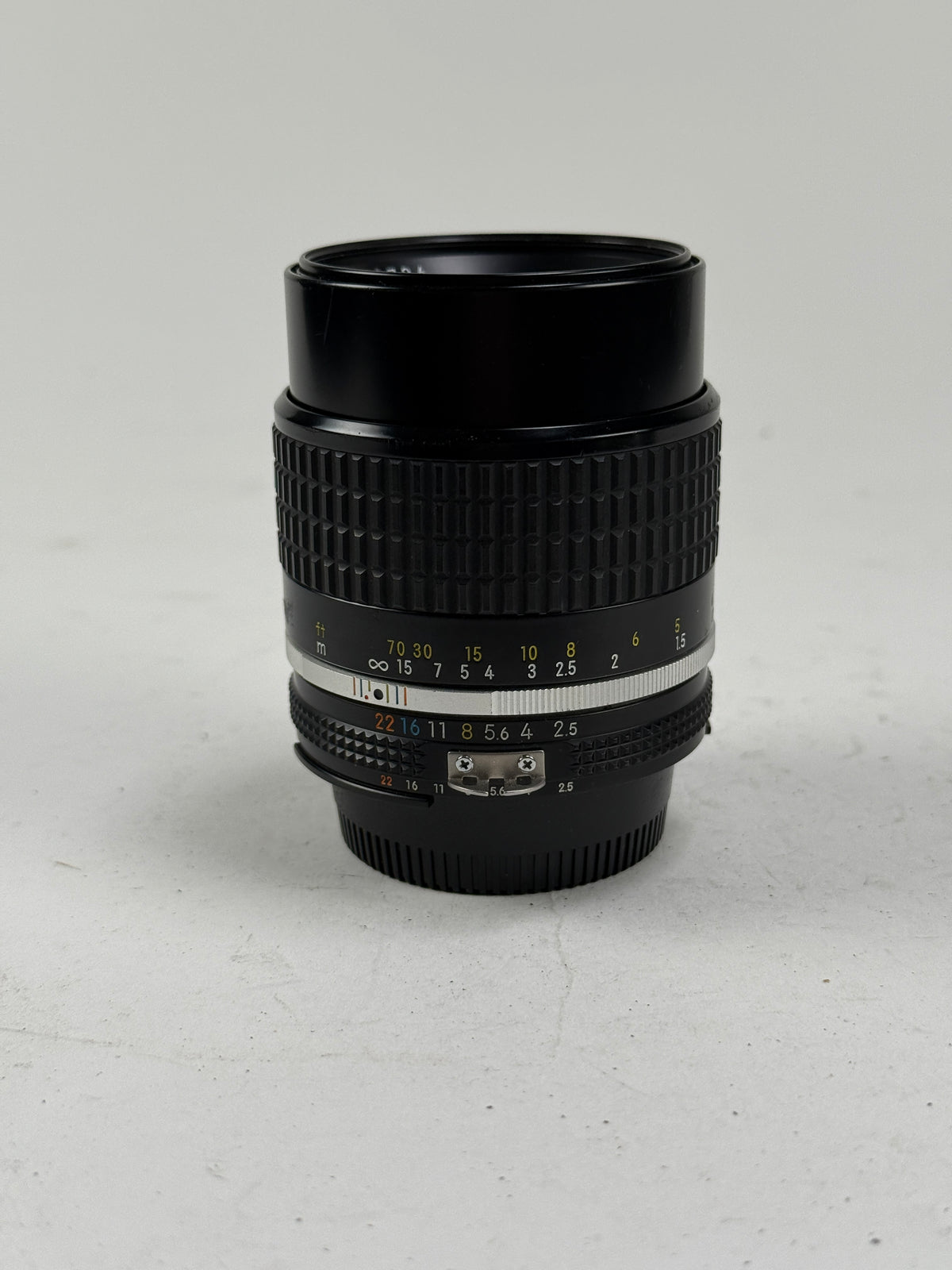Nikon Nikkor 105mm f2.5 Ais Prime Manual Focus Portrait Lens