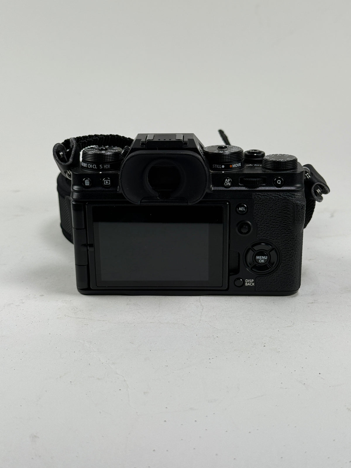 Fuji Fujifilm XT4 XT-4 26.1MP Black Body Only
