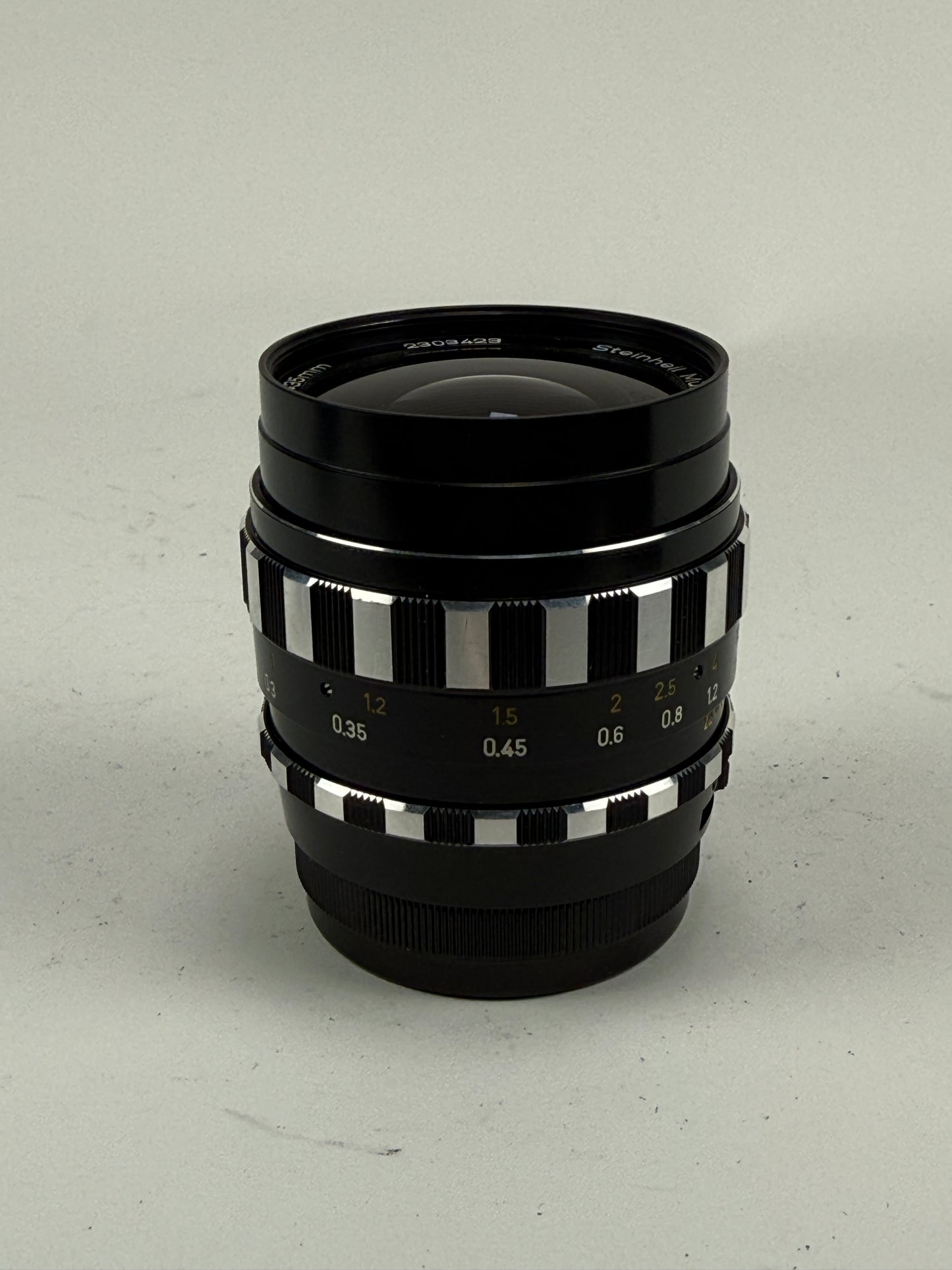 Steinheil 35mm f/2.8 Auto-D-Quinaron in M42  Mount