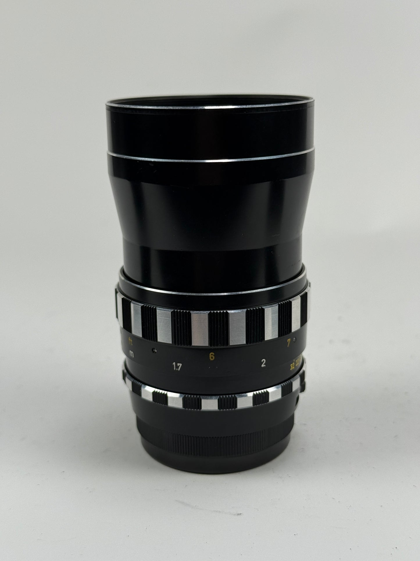 Steinheil Munchen Lens Auto-D-Tele-Quinar 135mm f2.8 for M42 Mount