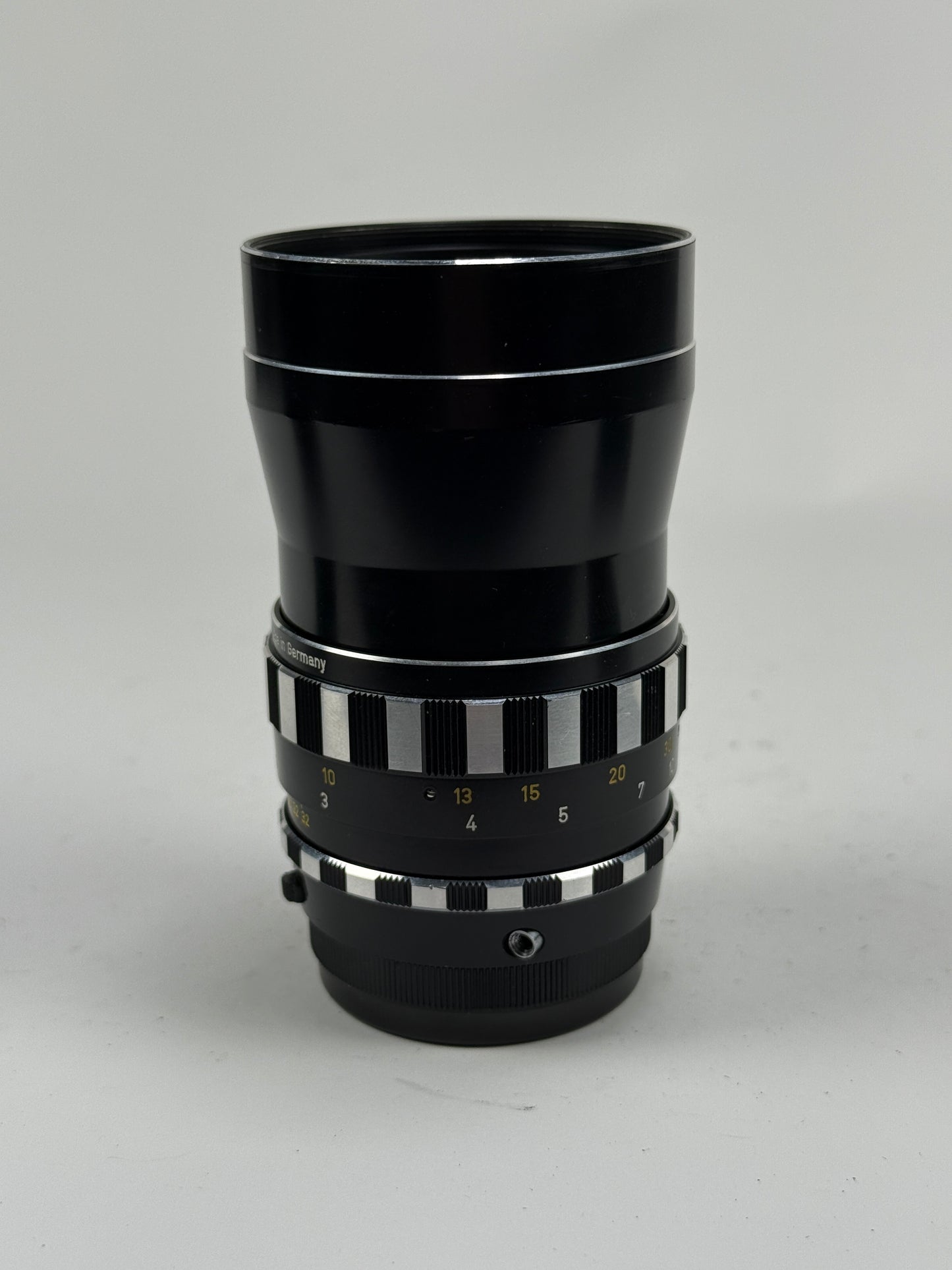 Steinheil Munchen Lens Auto-D-Tele-Quinar 135mm f2.8 for M42 Mount
