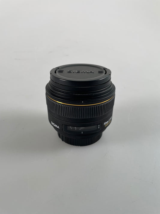 Sigma 30mm F1.4 EX DC HSM AF Lens for Nikon