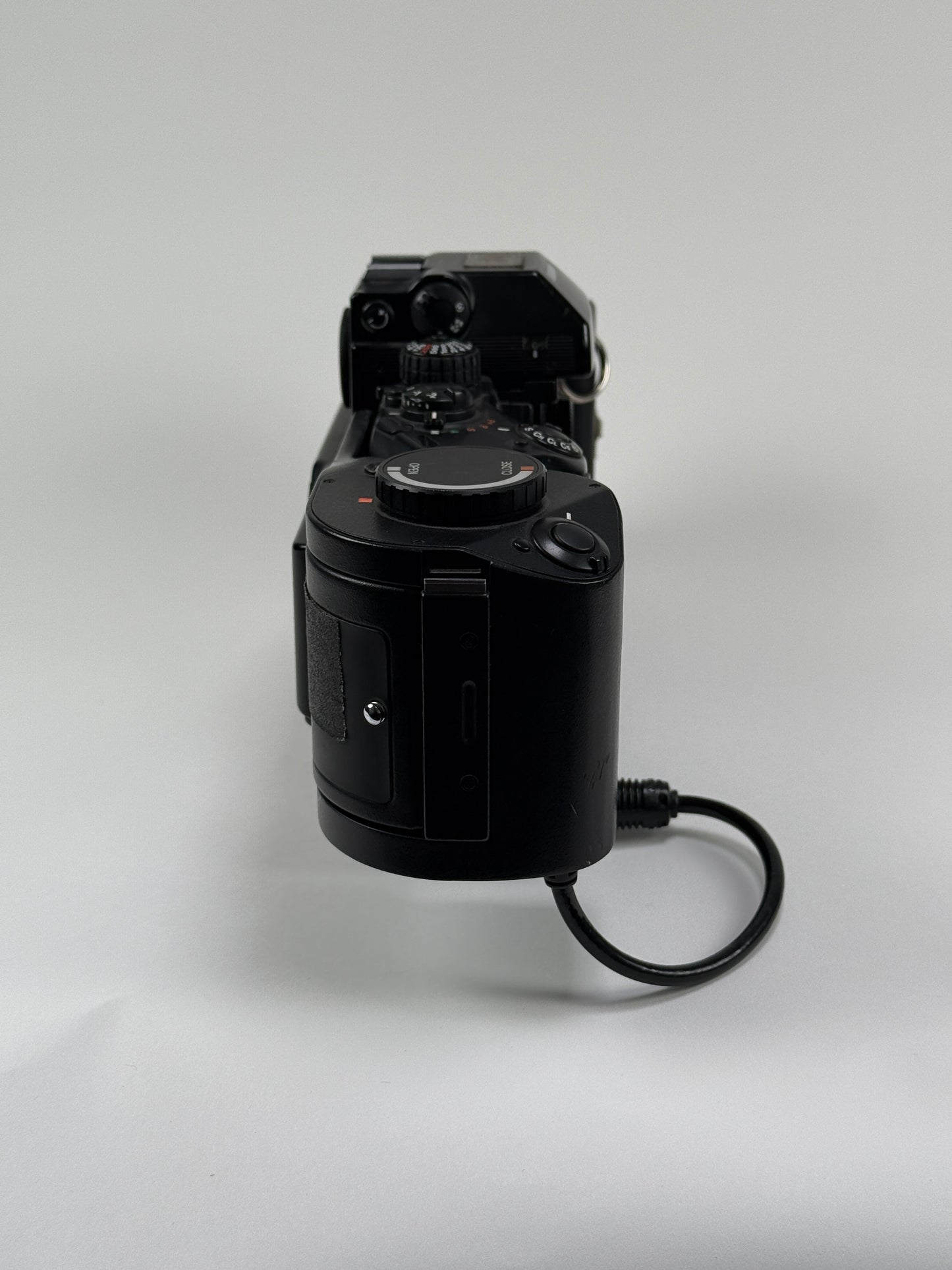 Nikon F4 Body with MF-24 250 Exposure Film Magazine Back Holder - Heinz Kluetmeier