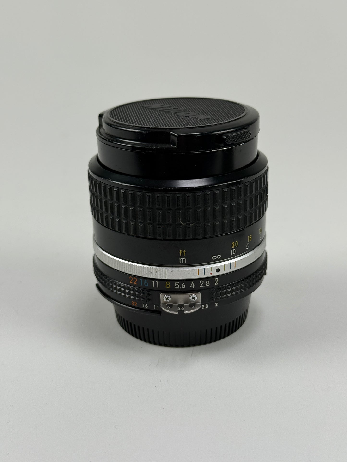 NIKON AIS NIKKOR 85mm f2 Portrait MF Prime Camera Lens - Heinz Kluetmeier