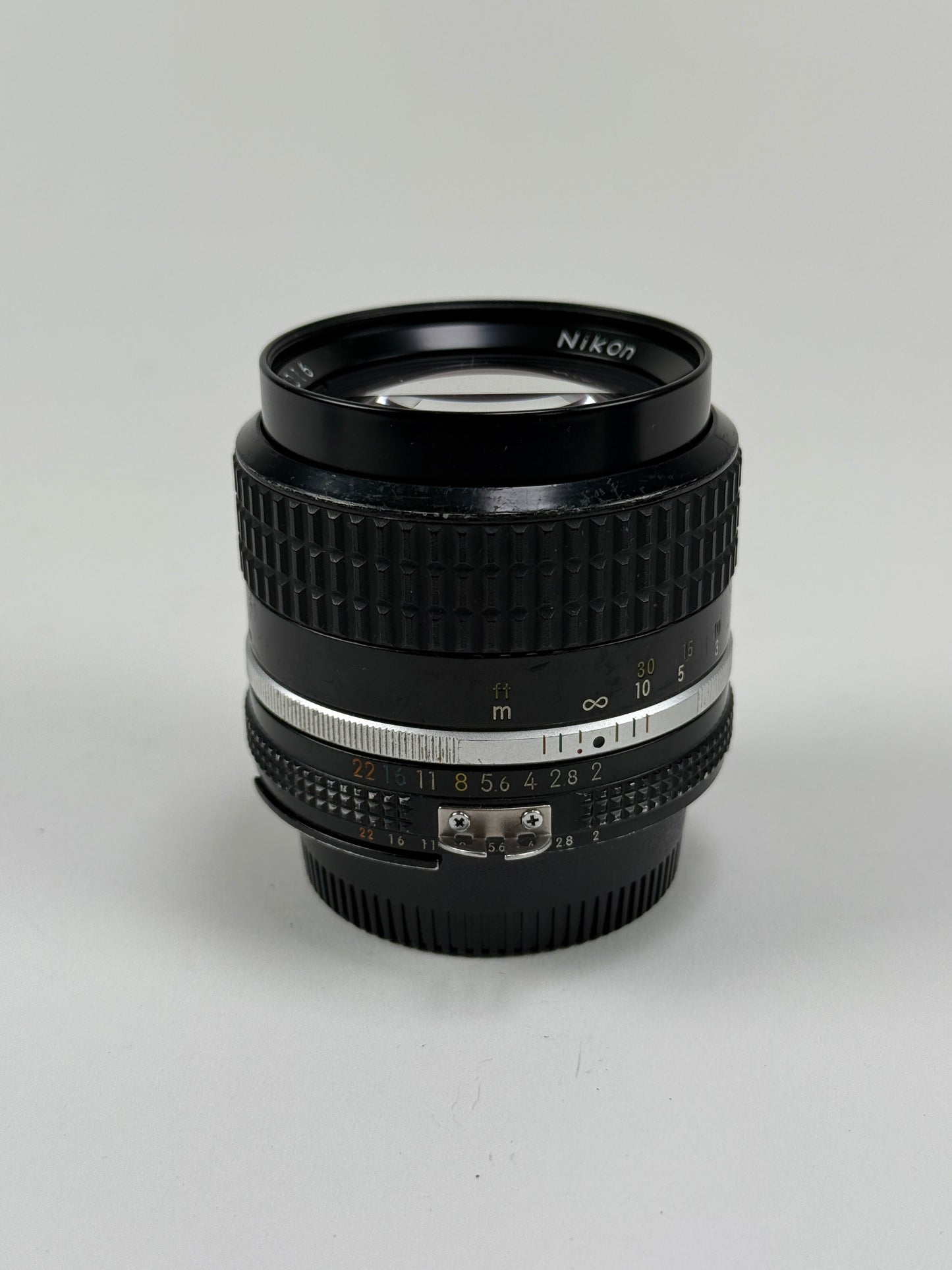 NIKON AIS NIKKOR 85mm f2 Portrait MF Prime Camera Lens - Heinz Kluetmeier