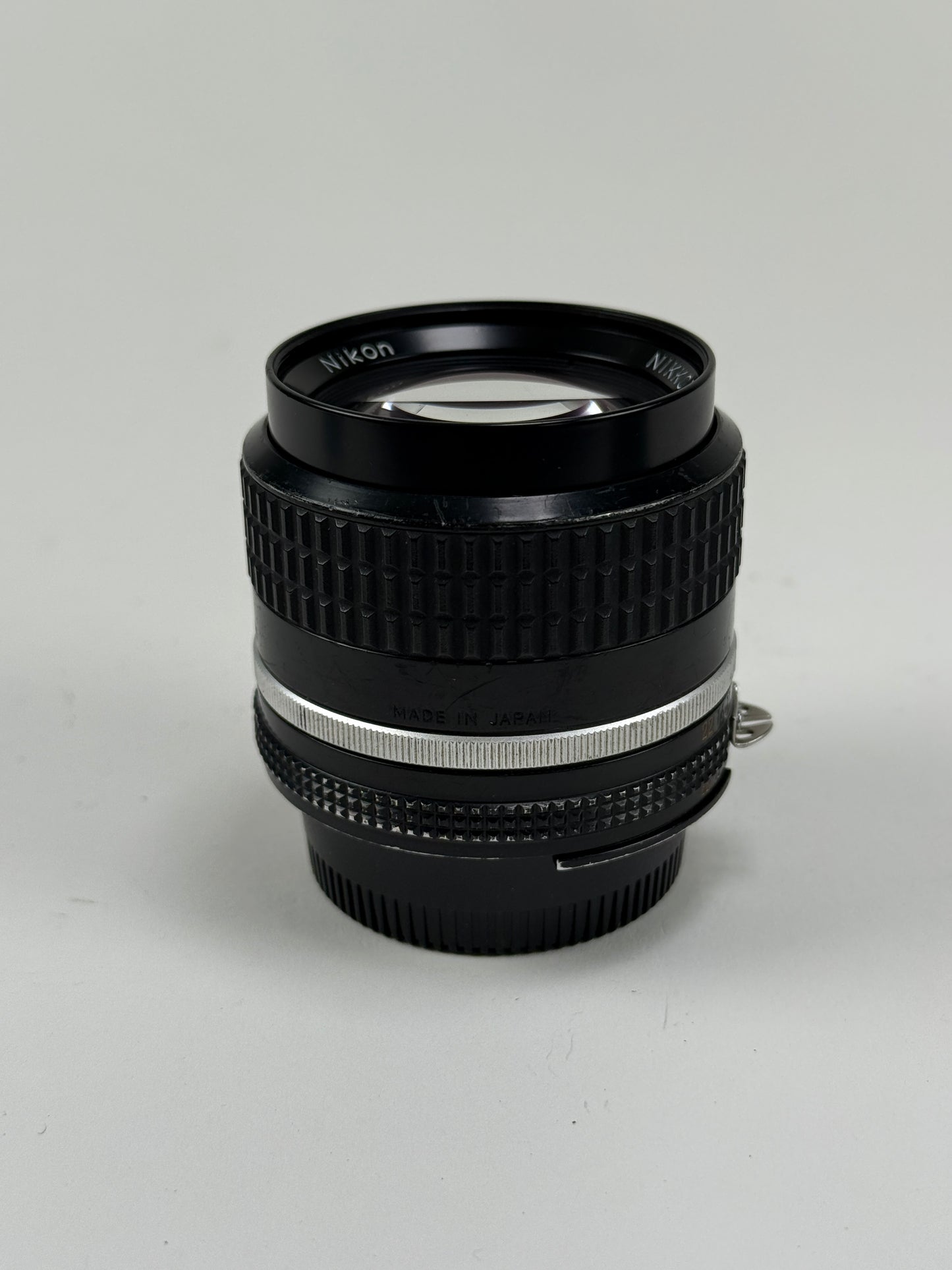 NIKON AIS NIKKOR 85mm f2 Portrait MF Prime Camera Lens - Heinz Kluetmeier