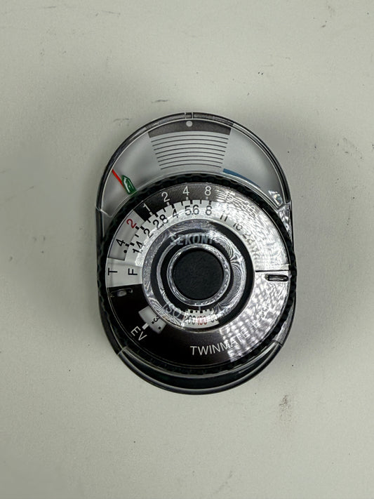 Sekonic L-208 TWINMATE Analog Light Meter - Photography