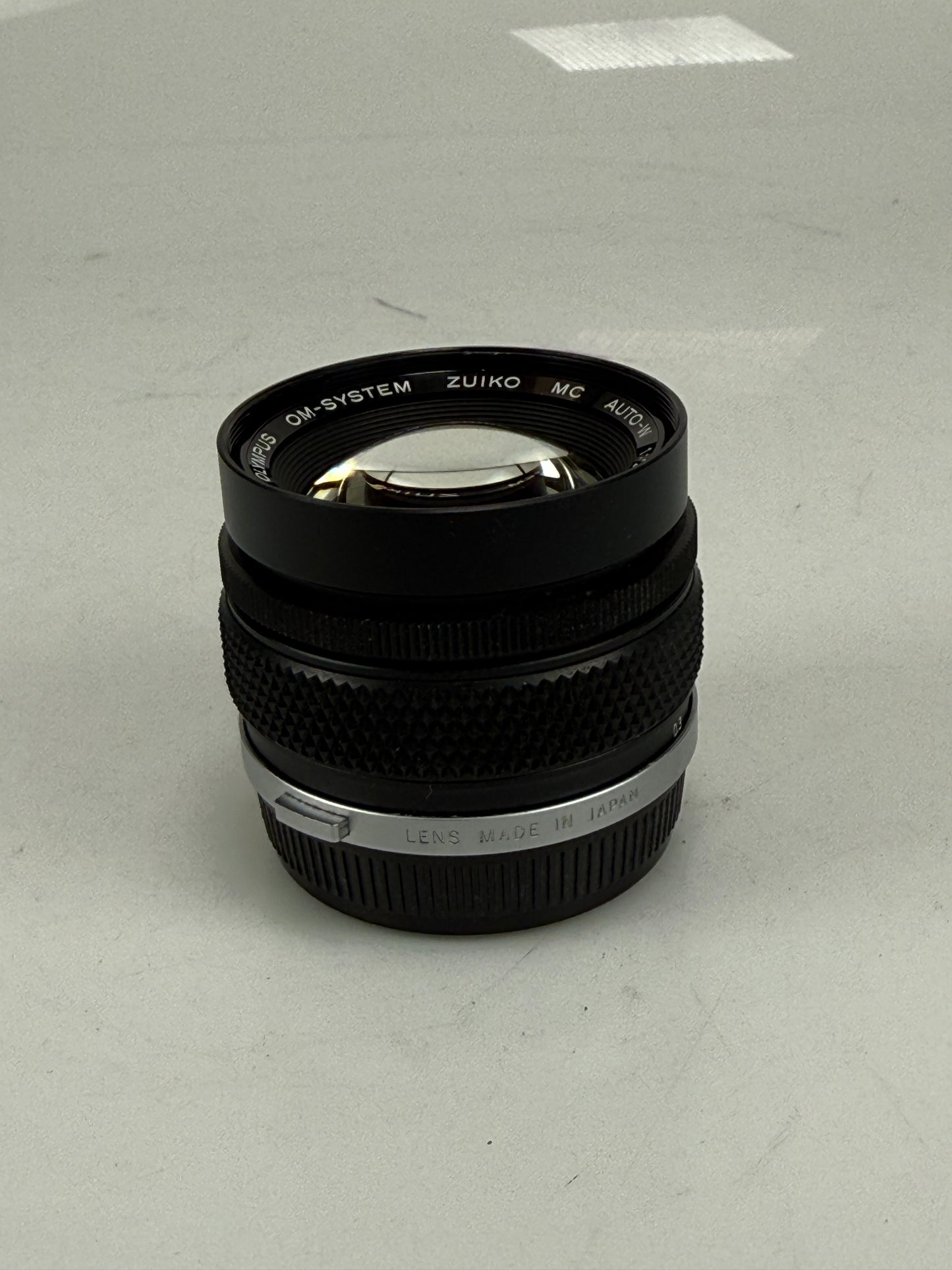 Olympus OM-System Zuiko MC Auto-W 35mm f2 Wide Angle MF Lens