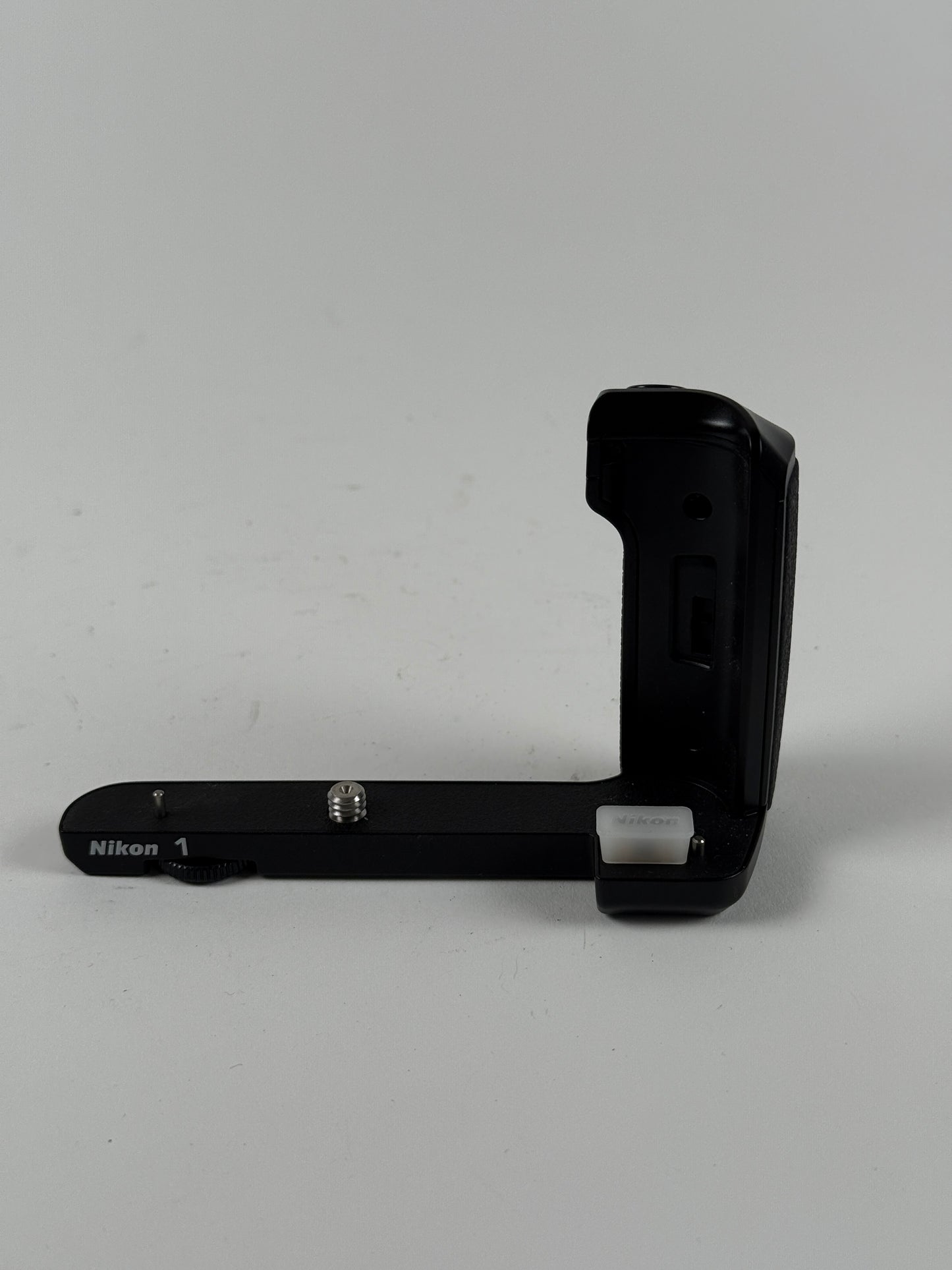 Nikon Grip GR-N1010 for Nikon 1 V3 Mirrorless Camera
