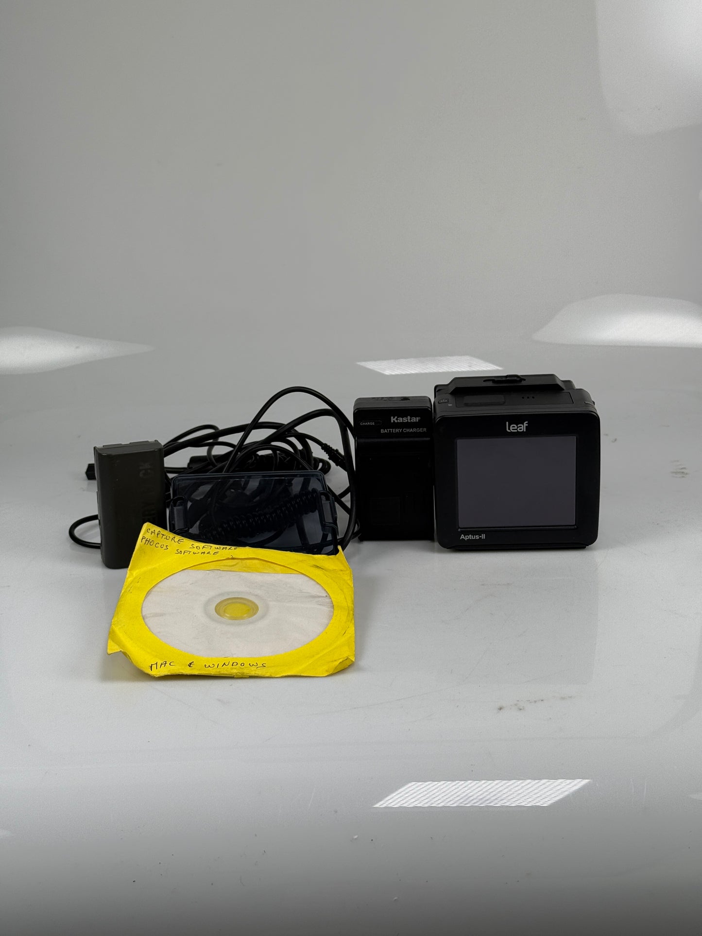 Leaf Aptus II 7 Hasselblad V Mount Digital Back RARE