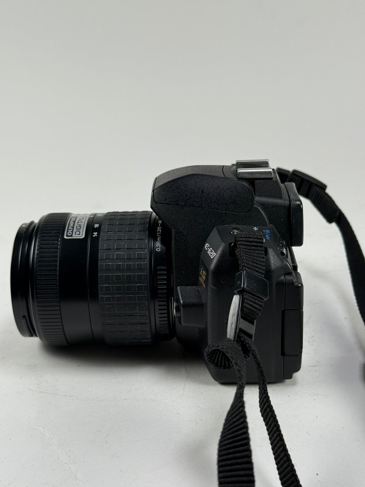 Olympus EVOLT E-620 12.3MP Digital SLR Camera - Black (Kit w/ 14-42mm Lens)