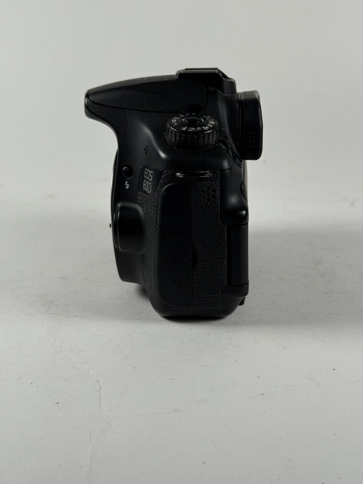 Canon 60D Digital SLR Camera Body 18.0MP Body