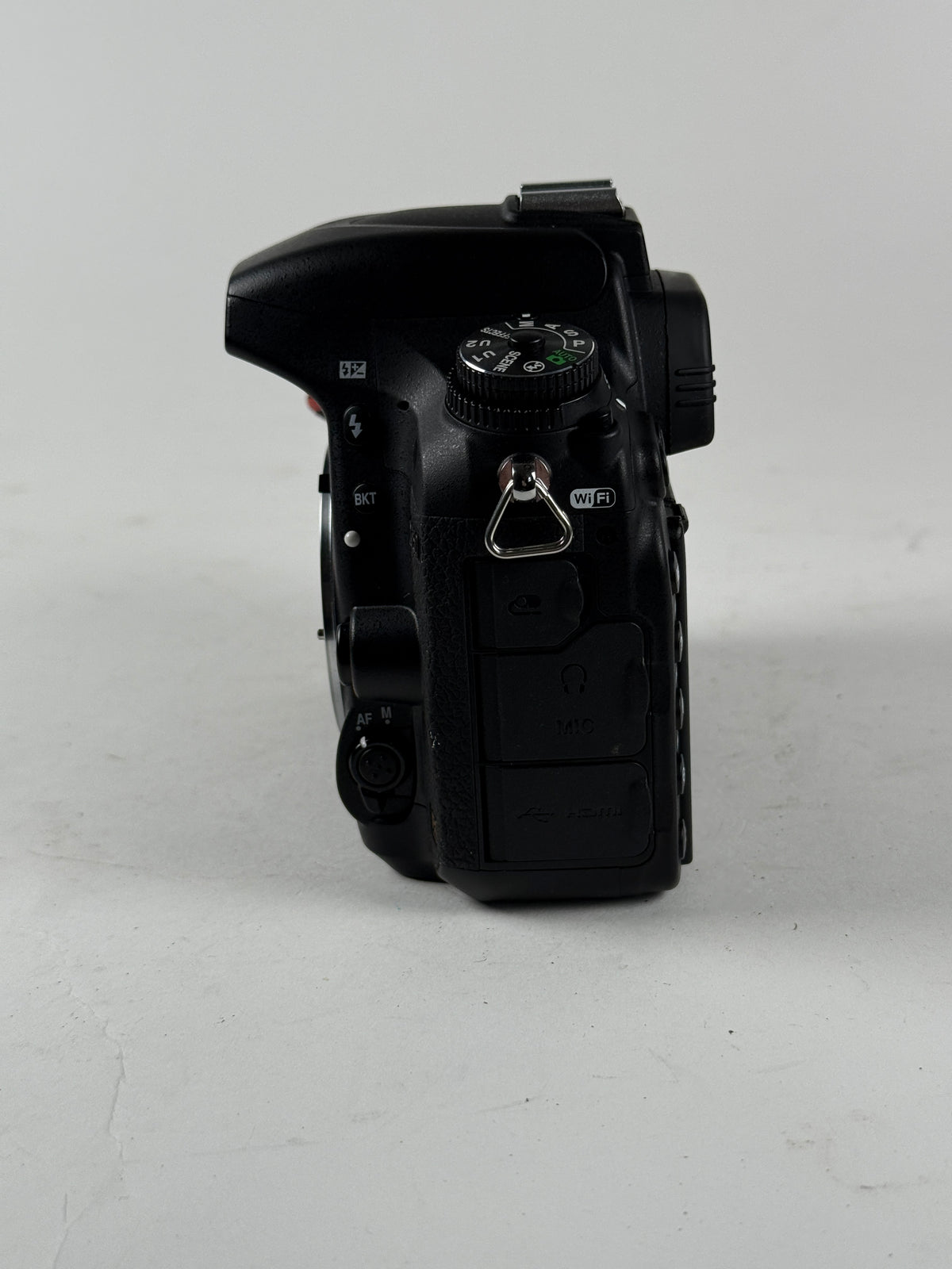 Nikon D750 24.3MP FX Digital Camera Body