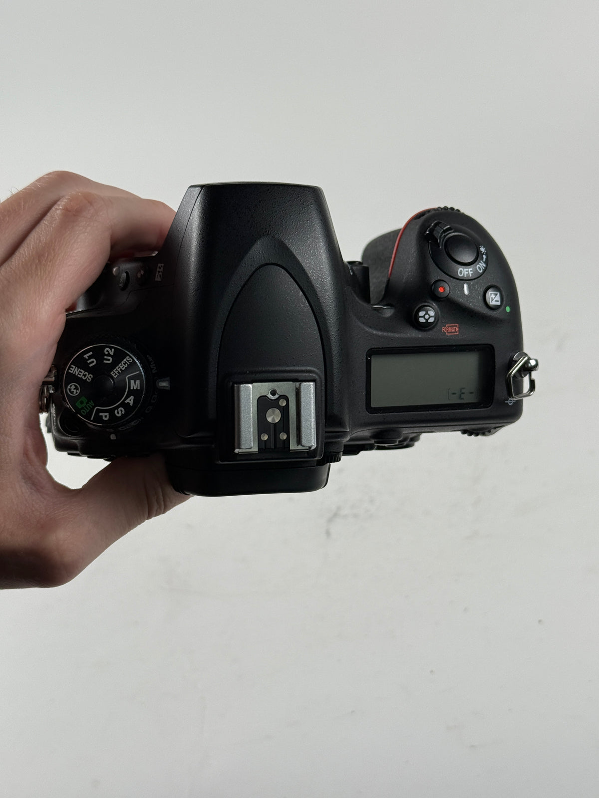 Nikon D750 24.3MP FX Digital Camera Body