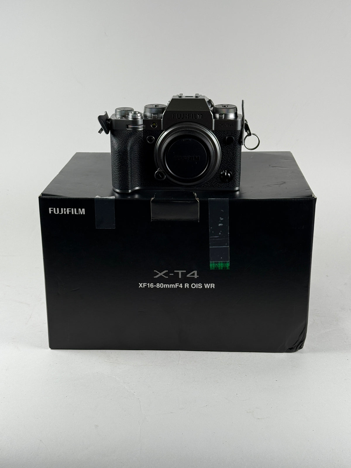 Fuji Fujifilm X-T4 Kit XT4 XT-4 26.1MP Silver Body Only