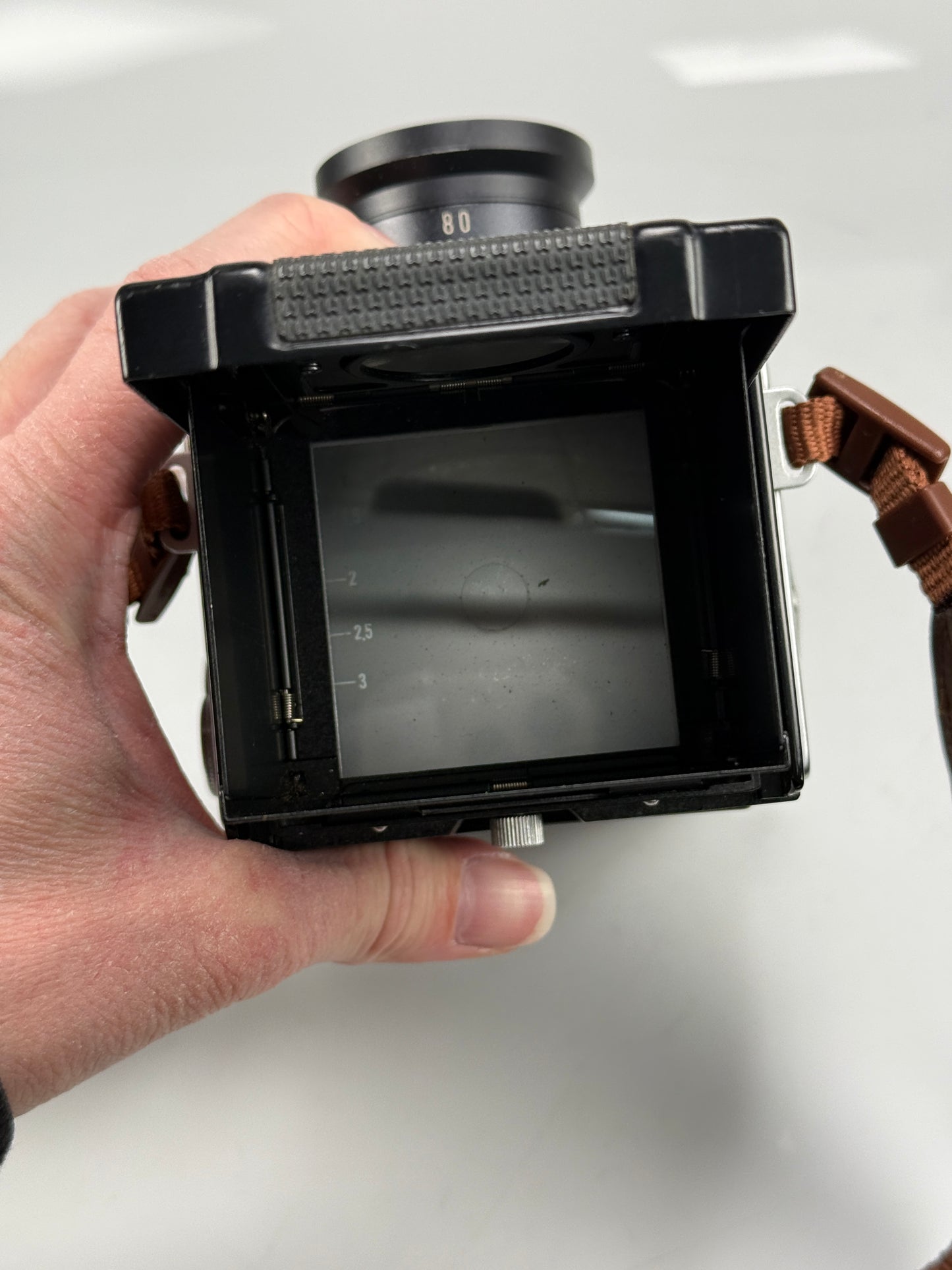 Mamiya C33 TLR medium format Film camera with 80mm f2.8 blue dot lens