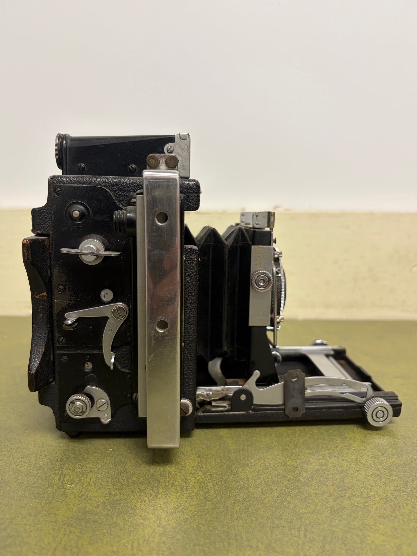 Graflex Speed Graphic Baby 2x3 Kit Tessar 10.5cm f4.5 lens