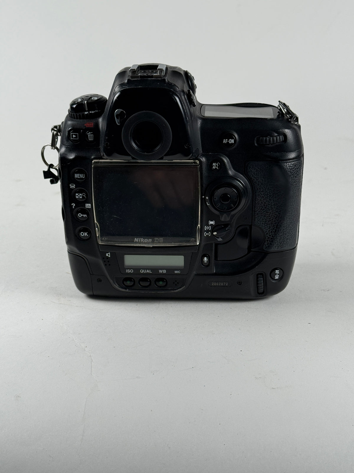 NIKON D3 12.1MP DSLR Digital SLR Camera Black Body