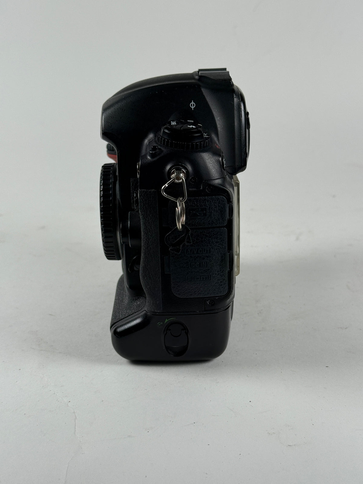 NIKON D3 12.1MP DSLR Digital SLR Camera Black Body