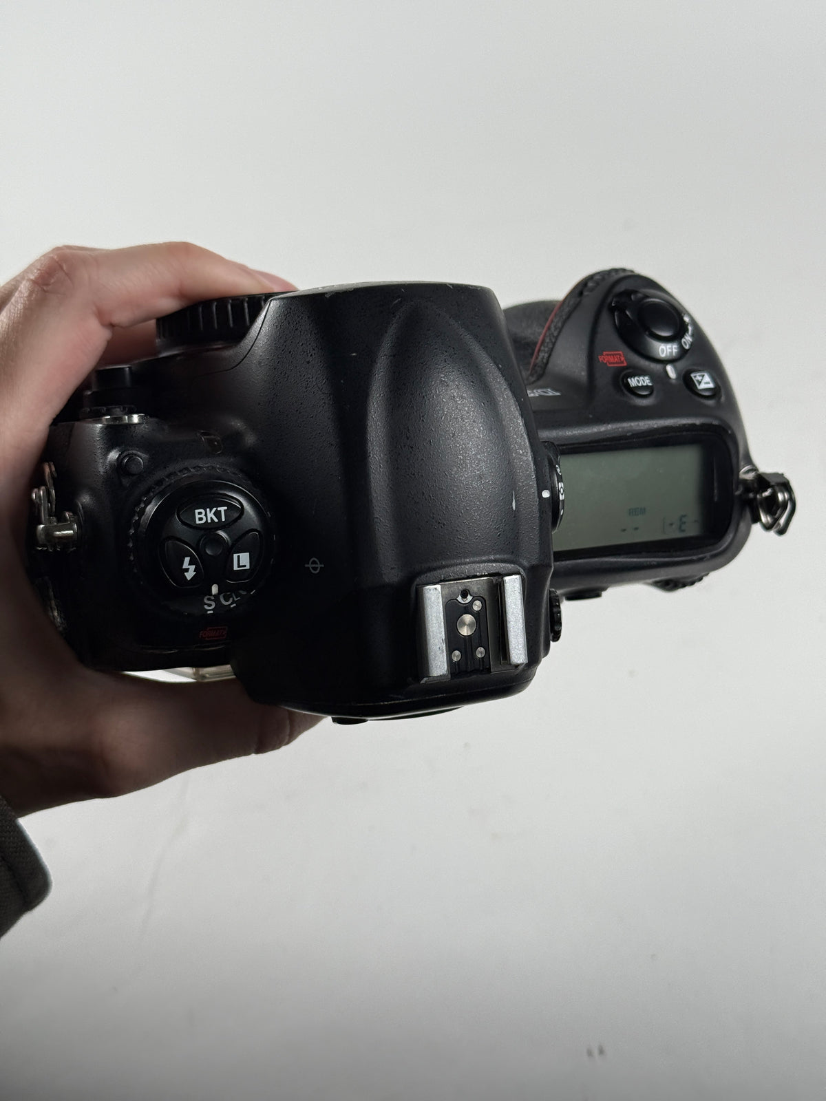 NIKON D3 12.1MP DSLR Digital SLR Camera Black Body