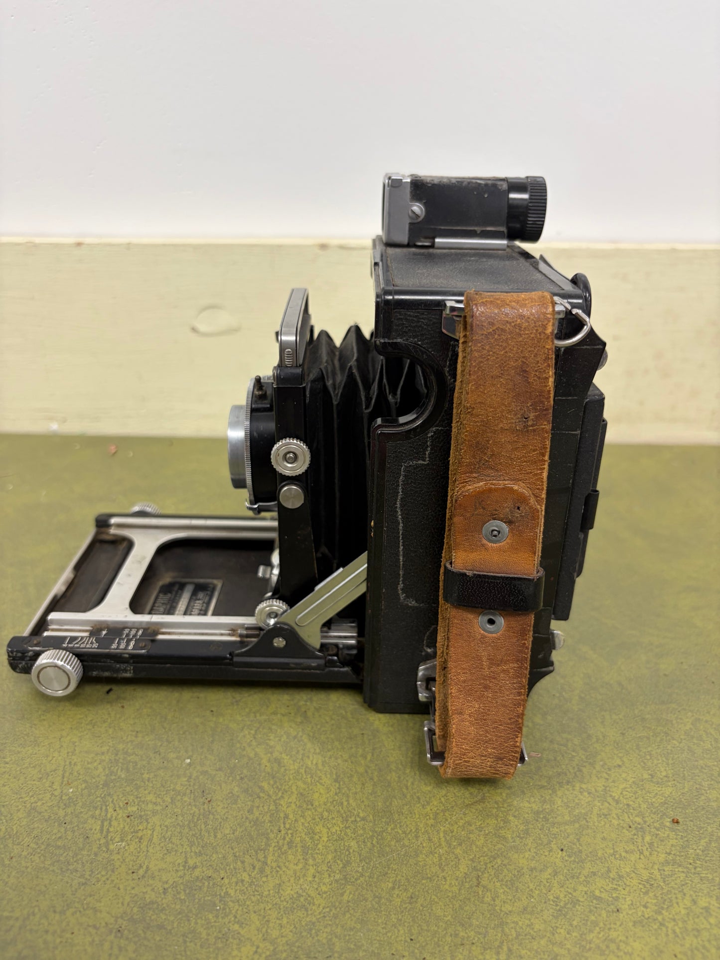 Graflex Century Graphic Baby 2x3 Kit Trioptar 103mm f4.5 lens