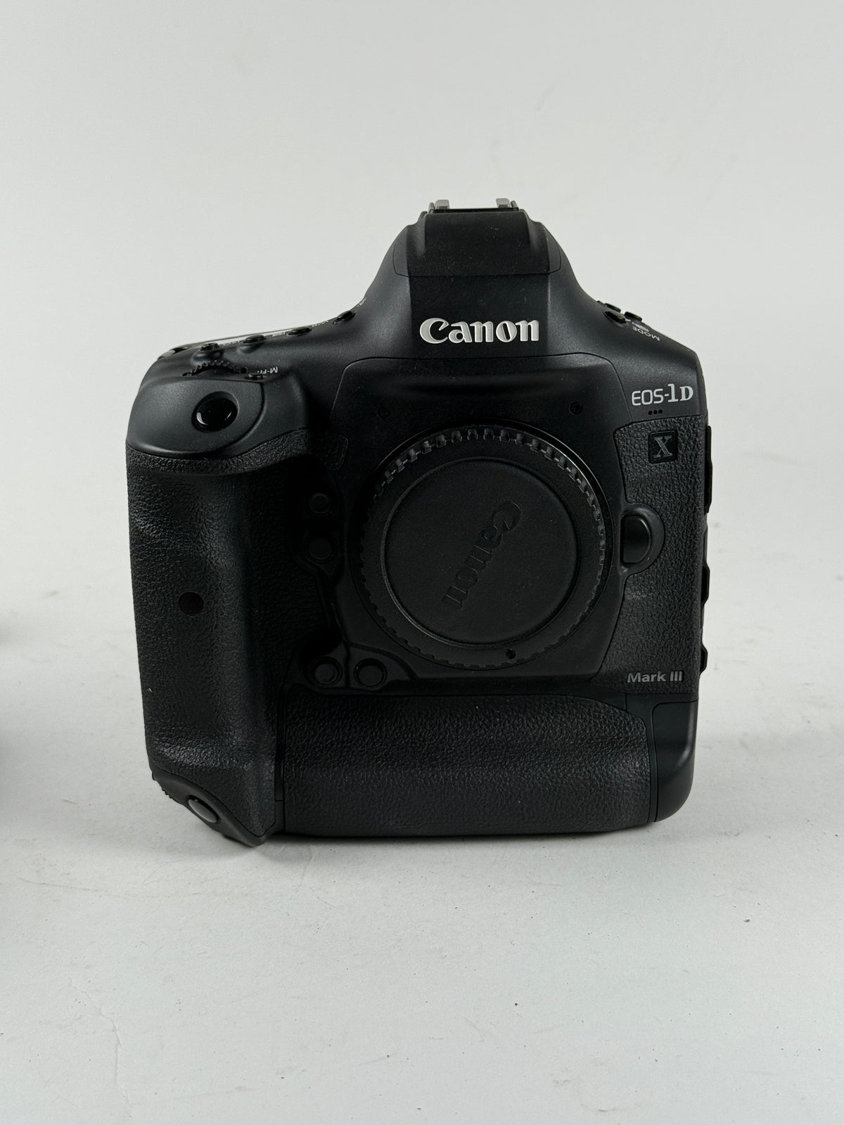 Canon EOS 1DX 1D X Mark III Digital SLR Camera Body shutter count 6K